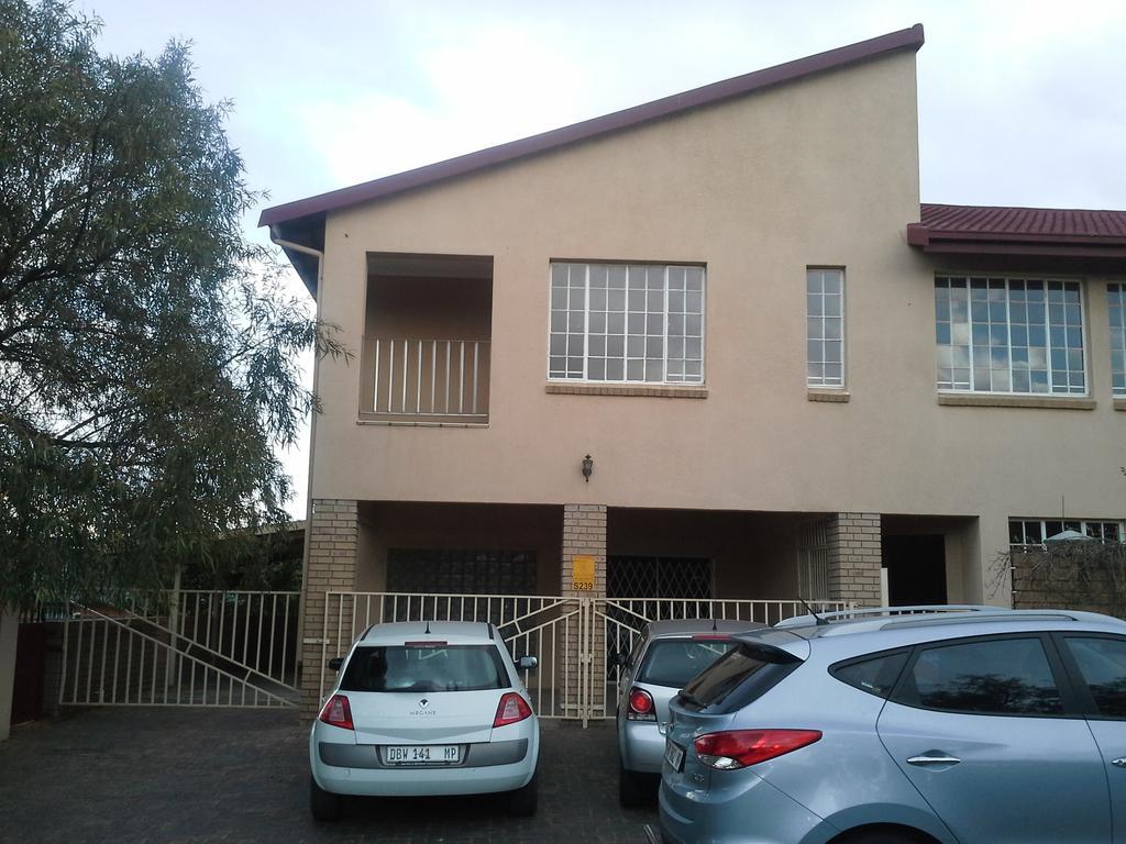 De Zevende Hemel Guesthouse Secunda Kültér fotó